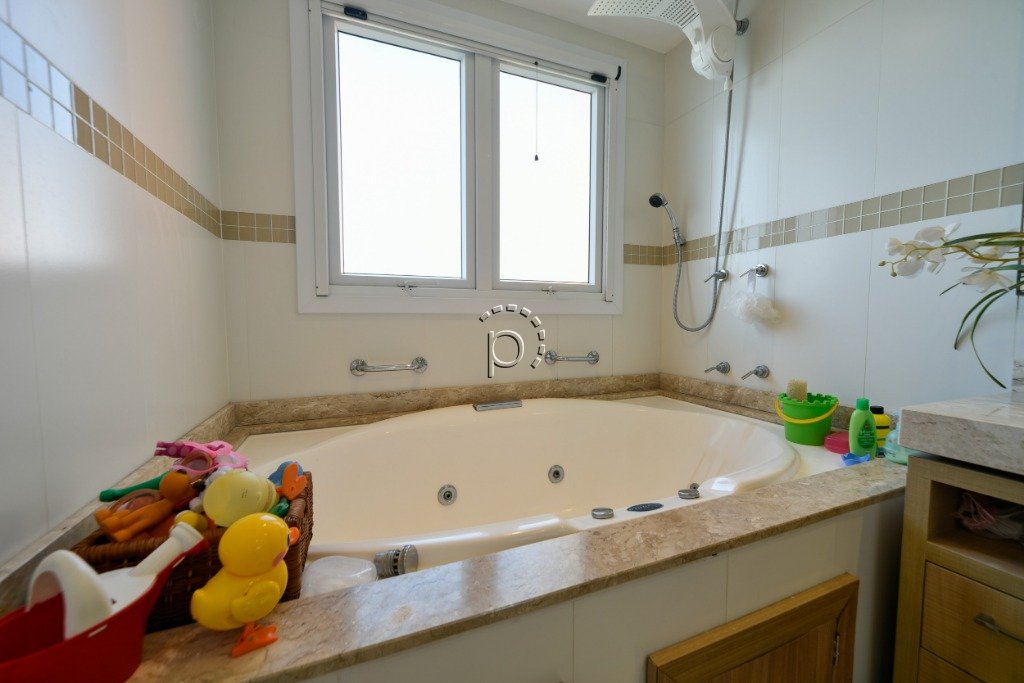 Casa à venda com 631m², 4 quartos, 4 suítes, 2 vagas no bairro Vila Assunção em Porto Alegre - Foto 18