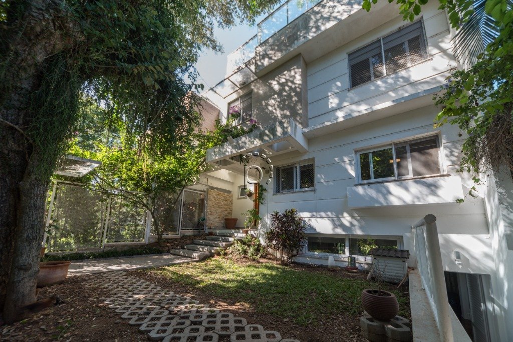 Casa à venda com 631m², 4 quartos, 4 suítes, 2 vagas no bairro Vila Assunção em Porto Alegre - Foto 31