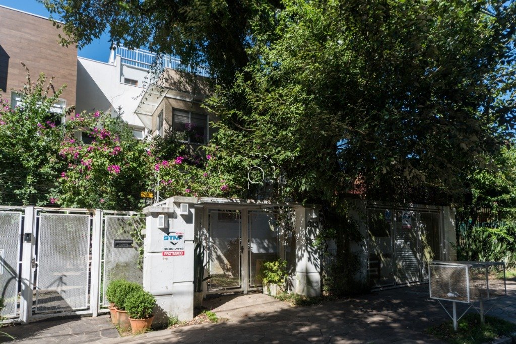 Casa à venda com 631m², 4 quartos, 4 suítes, 2 vagas no bairro Vila Assunção em Porto Alegre - Foto 32