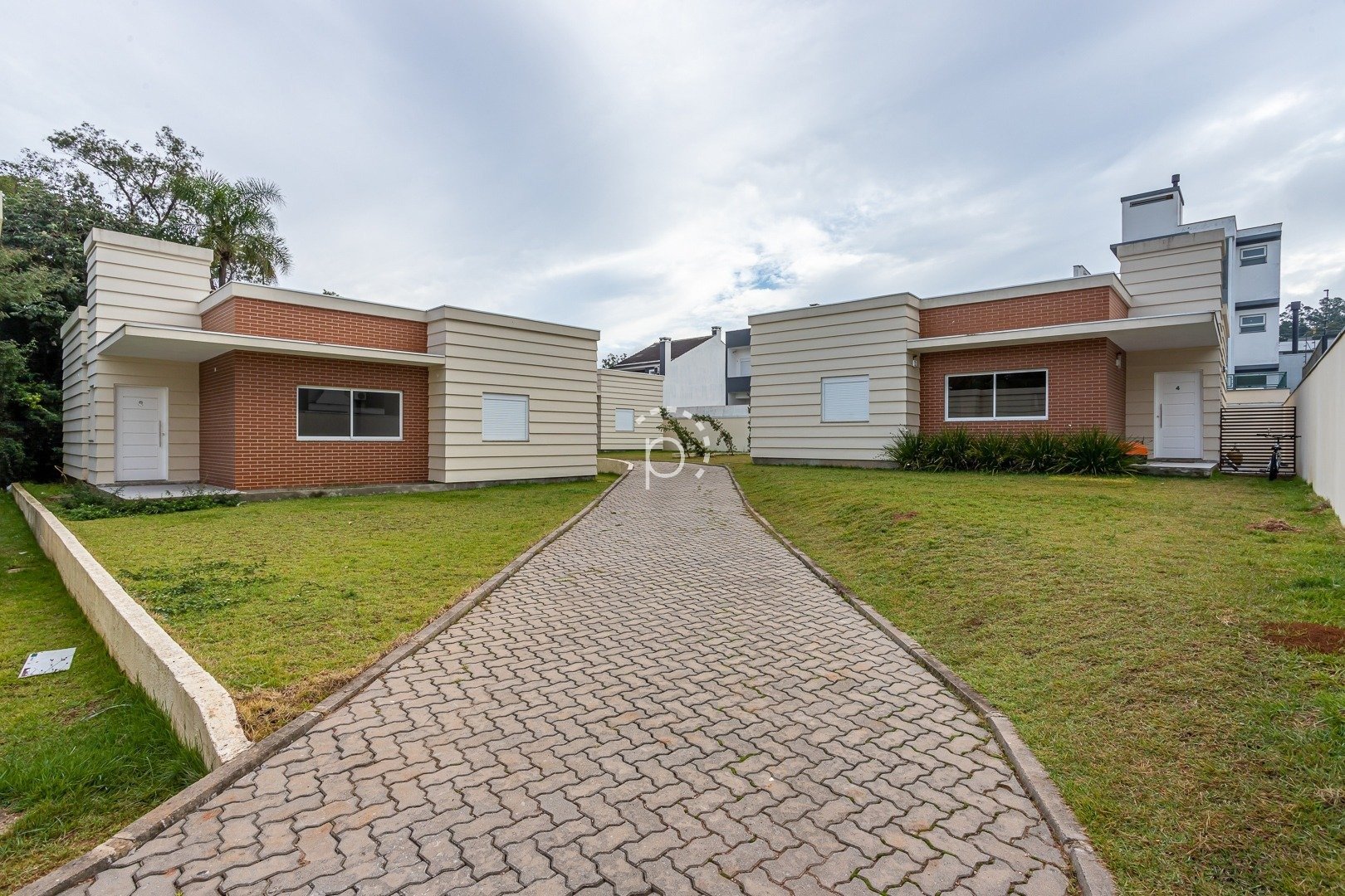 Casa em Condomínio à venda com 123m², 3 quartos, 2 suítes, 2 vagas no bairro Lagos de Nova Ipanema em Porto Alegre