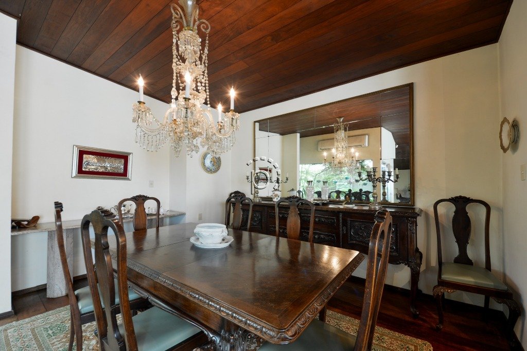 Casa à venda com 422m², 5 quartos, 3 suítes, 3 vagas no bairro Vila Assunção em Porto Alegre - Foto 5