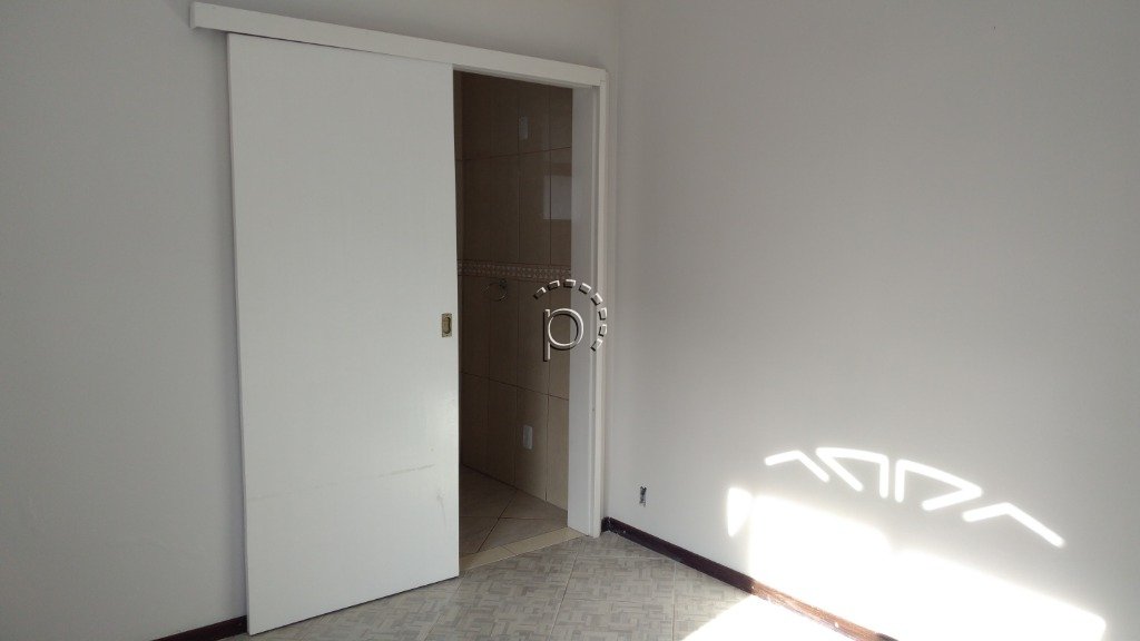 Casa à venda com 230m², 5 quartos, 3 suítes, 2 vagas no bairro Jardim Isabel em Porto Alegre - Foto 8