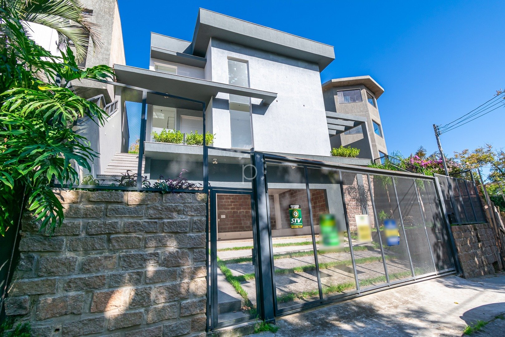 Casa à venda com 268m², 3 quartos, 1 suíte, 4 vagas no bairro Vila Conceição em Porto Alegre