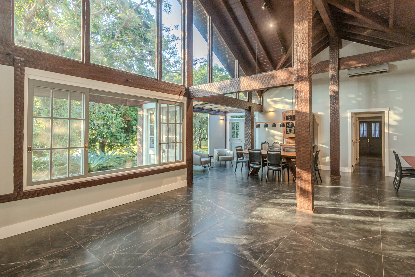 Casa em Condomínio à venda com 197m², 3 quartos, 1 suíte, 4 vagas no bairro Terra Ville em Porto Alegre - Foto 5