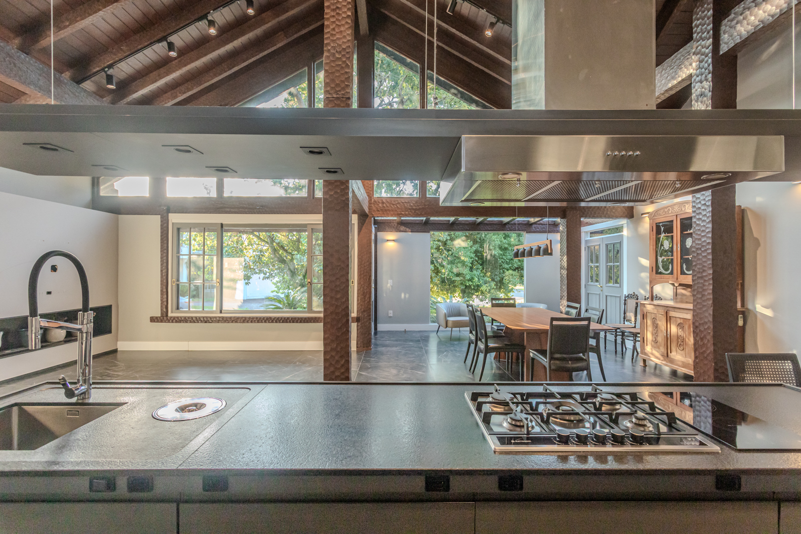 Casa em Condomínio à venda com 197m², 3 quartos, 1 suíte, 4 vagas no bairro Terra Ville em Porto Alegre - Foto 18