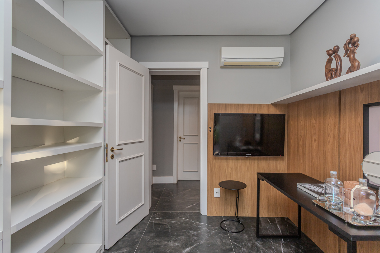 Casa em Condomínio à venda com 197m², 3 quartos, 1 suíte, 4 vagas no bairro Terra Ville em Porto Alegre - Foto 38