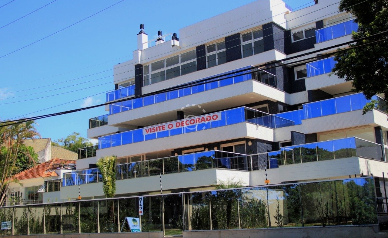 Apartamento à venda com 173m², 3 quartos, 3 suítes, 3 vagas no bairro Vila Assunção em Porto Alegre