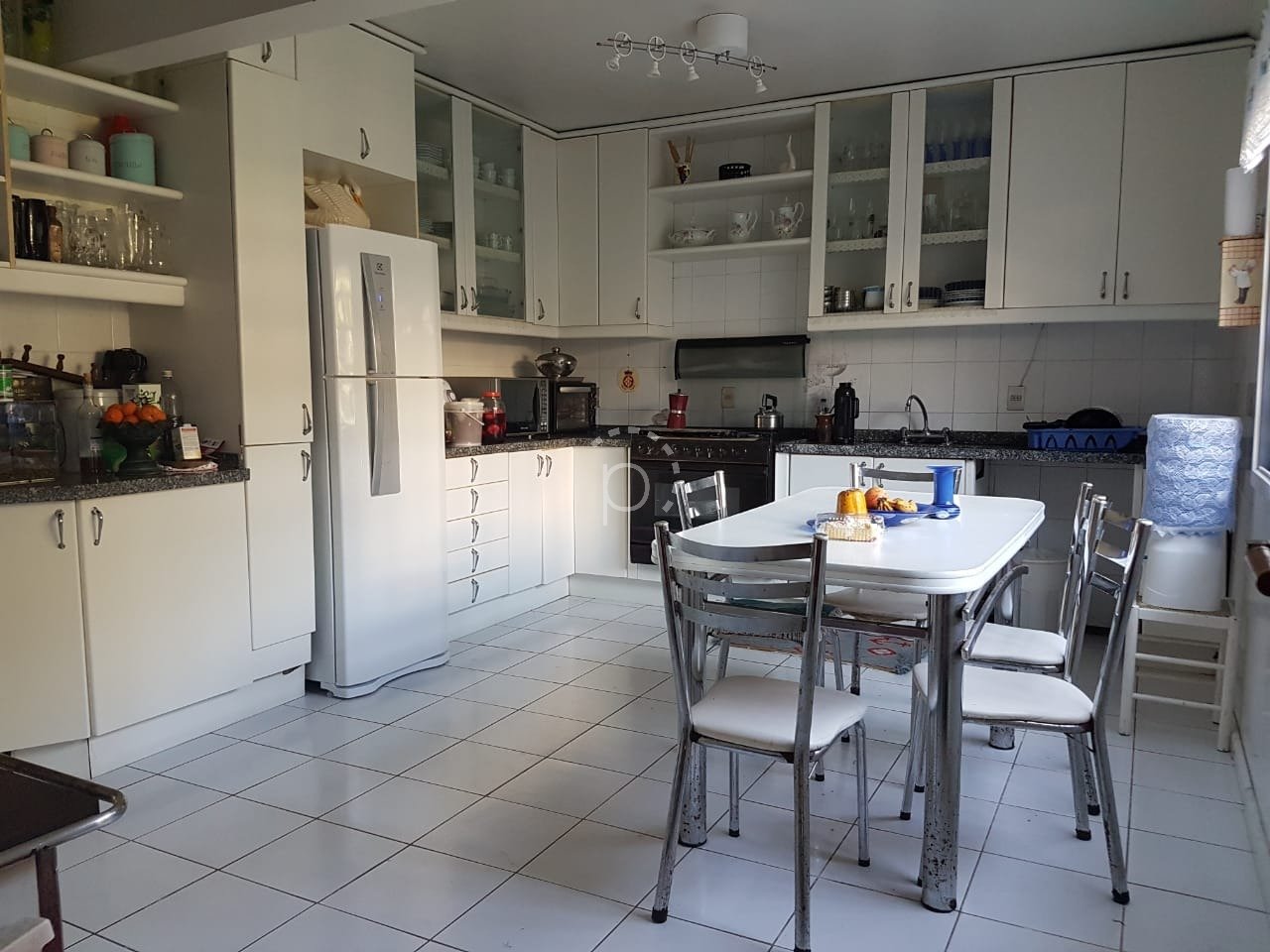 Casa à venda com 400m², 4 quartos no bairro Tristeza em Porto Alegre - Foto 9