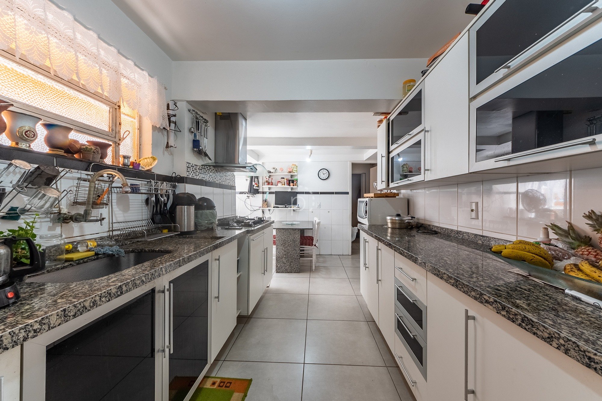 Casa à venda com 344m², 4 quartos, 1 suíte, 4 vagas no bairro Vila Assunção em Porto Alegre - Foto 7