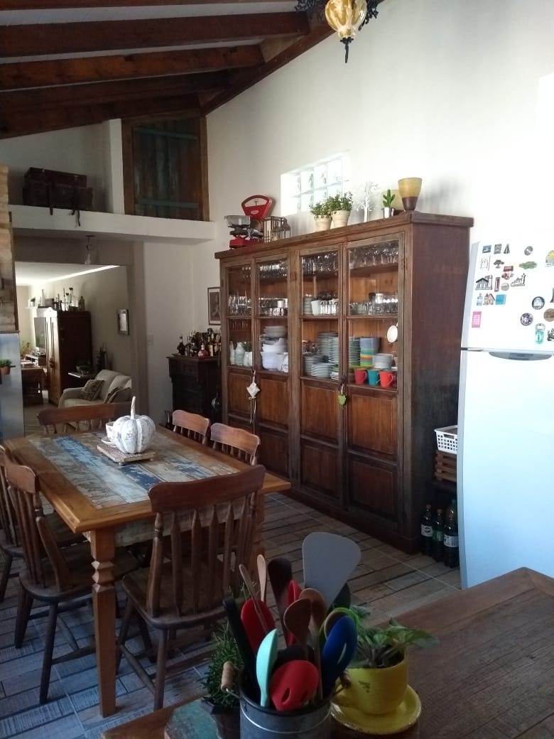 Casa à venda com 107m², 3 quartos, 1 suíte, 2 vagas no bairro Espirito Santo em Porto Alegre - Foto 3