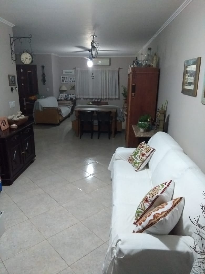 Casa à venda com 107m², 3 quartos, 1 suíte, 2 vagas no bairro Espirito Santo em Porto Alegre - Foto 8