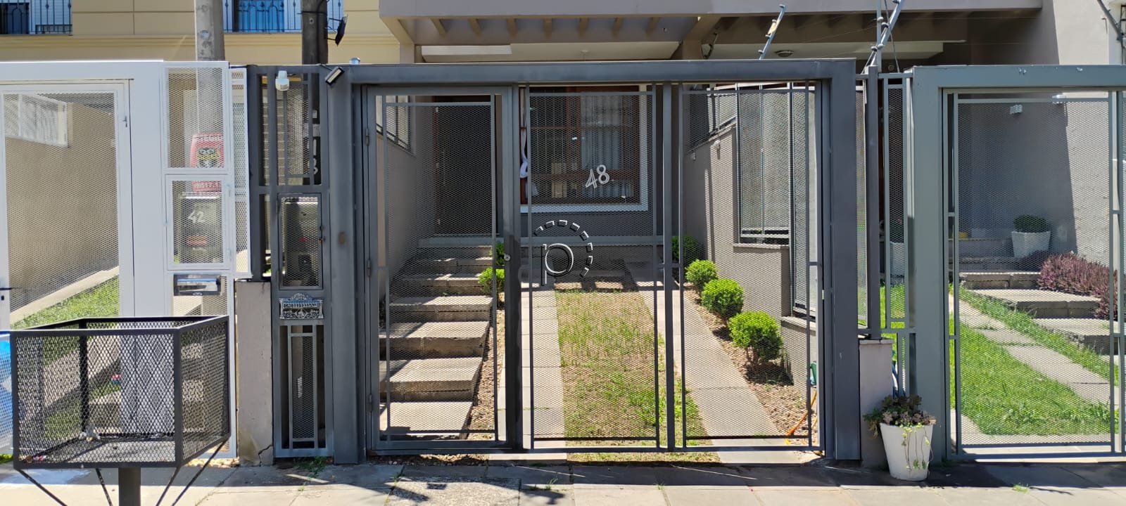 Casa à venda com 136m², 3 quartos, 3 suítes, 1 vaga no bairro Guarujá em Porto Alegre - Foto 13