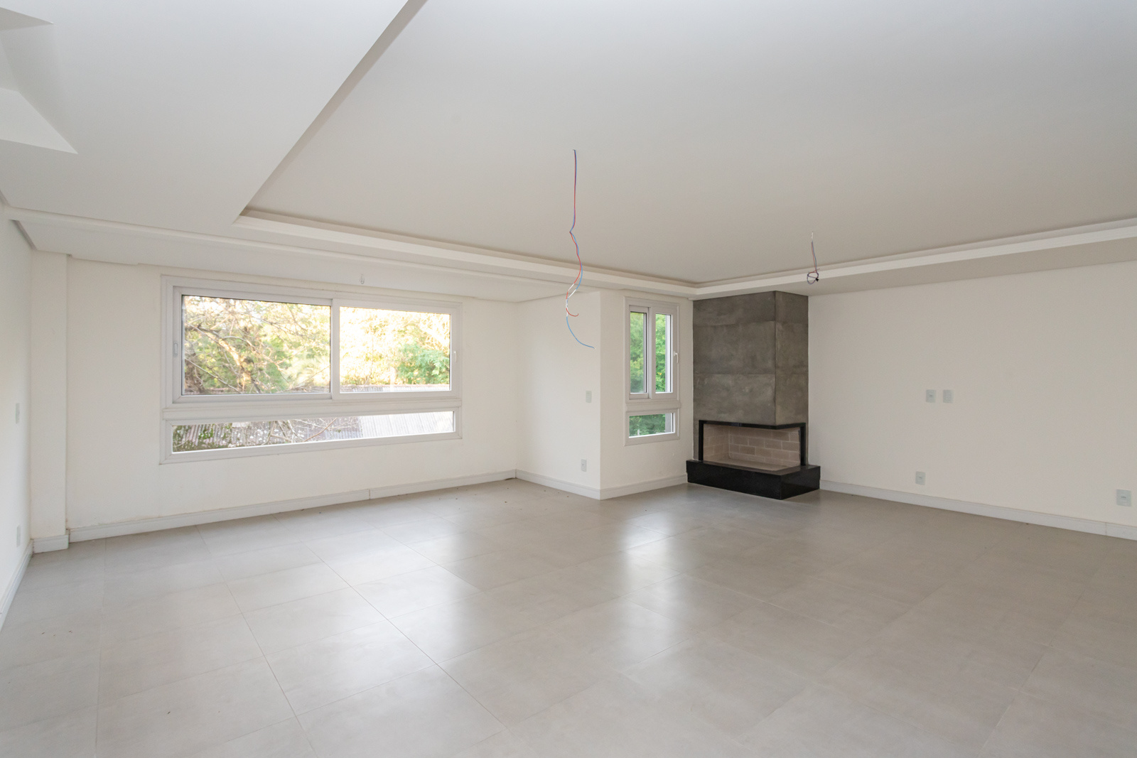 Casa em Condomínio à venda com 508m², 4 quartos, 4 suítes, 2 vagas no bairro Tristeza em Porto Alegre