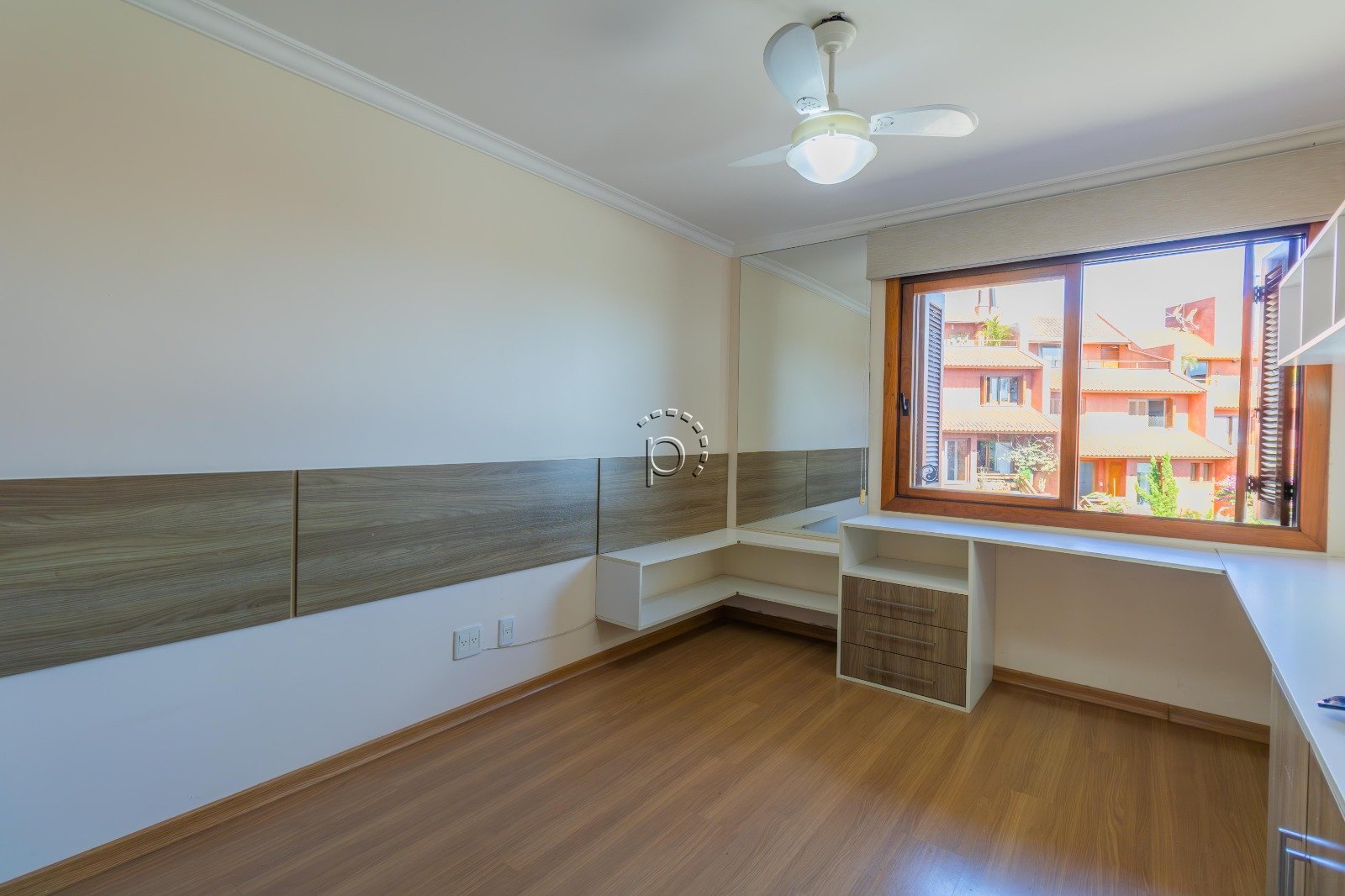 Casa em Condomínio à venda com 357m², 4 quartos, 2 suítes, 2 vagas no bairro Cristal em Porto Alegre - Foto 14