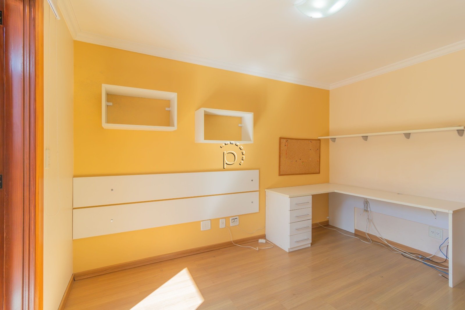 Casa em Condomínio à venda com 357m², 4 quartos, 2 suítes, 2 vagas no bairro Cristal em Porto Alegre - Foto 17