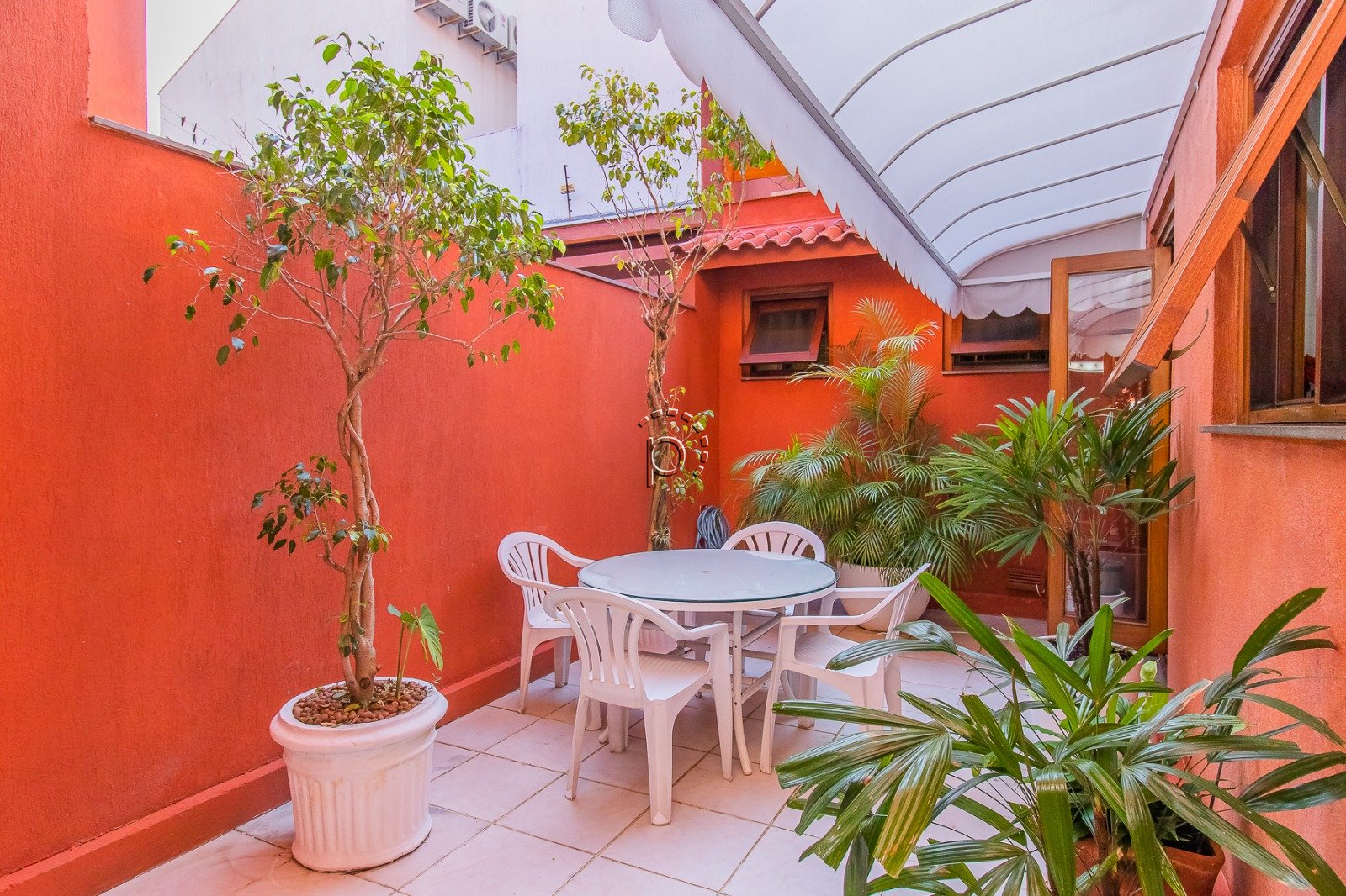 Casa em Condomínio à venda com 357m², 4 quartos, 2 suítes, 2 vagas no bairro Cristal em Porto Alegre - Foto 12