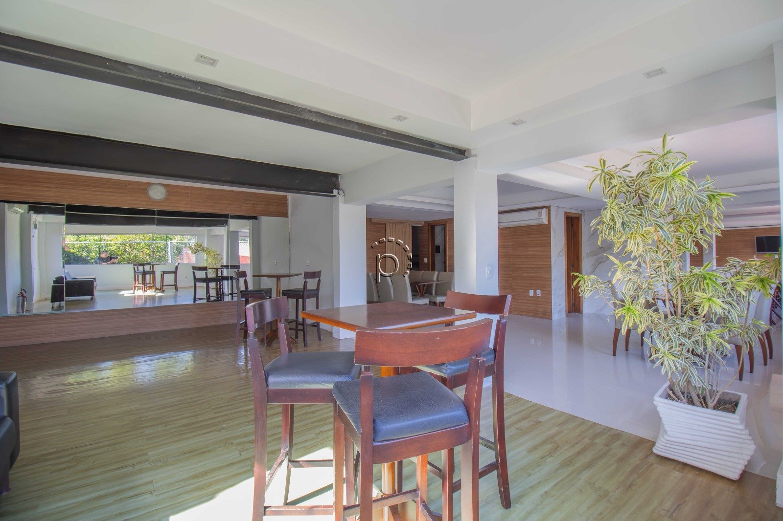 Casa em Condomínio à venda com 357m², 4 quartos, 2 suítes, 2 vagas no bairro Cristal em Porto Alegre - Foto 22