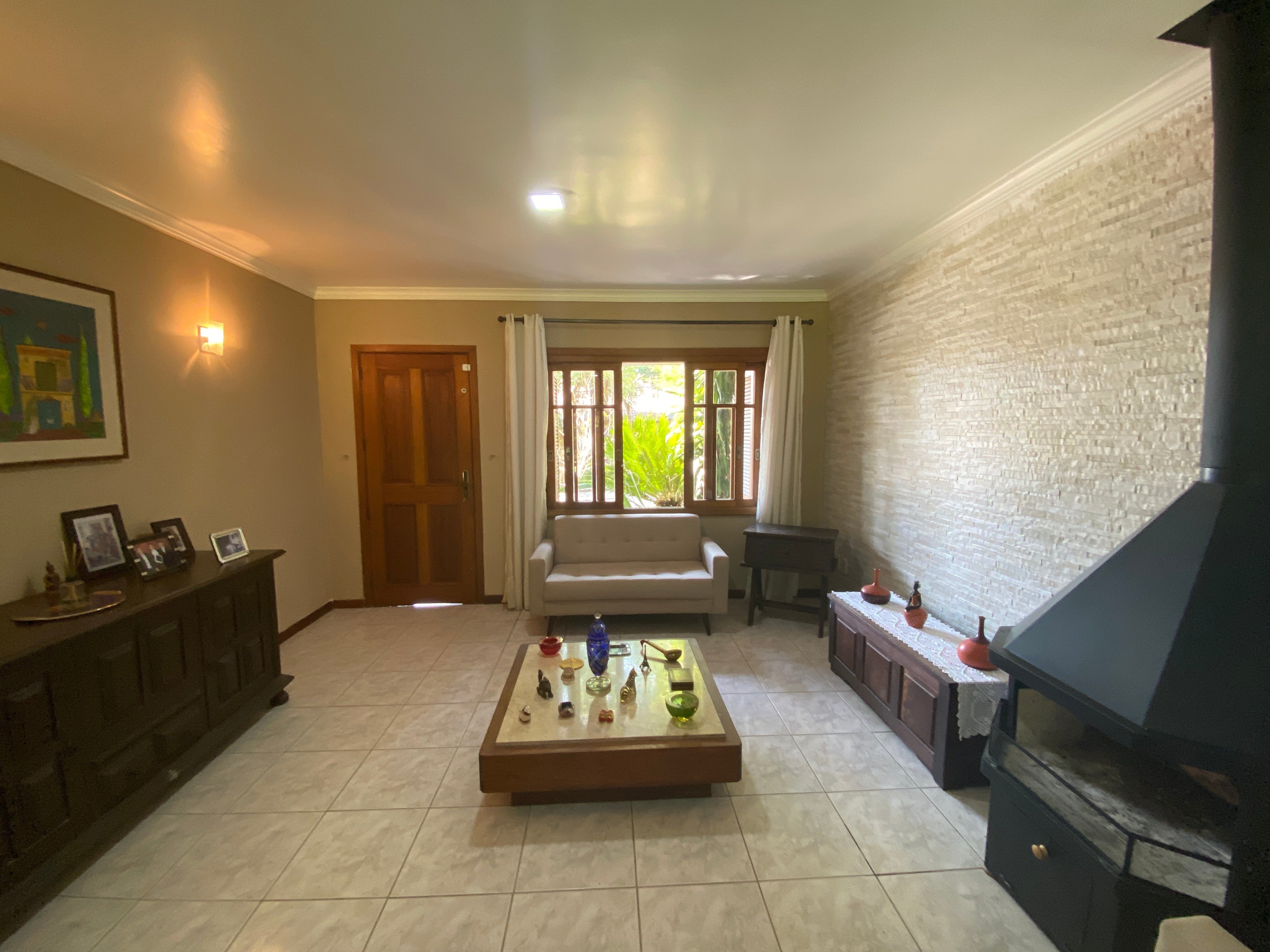 Casa à venda com 300m², 4 quartos, 4 suítes, 4 vagas no bairro Tristeza em Porto Alegre - Foto 4