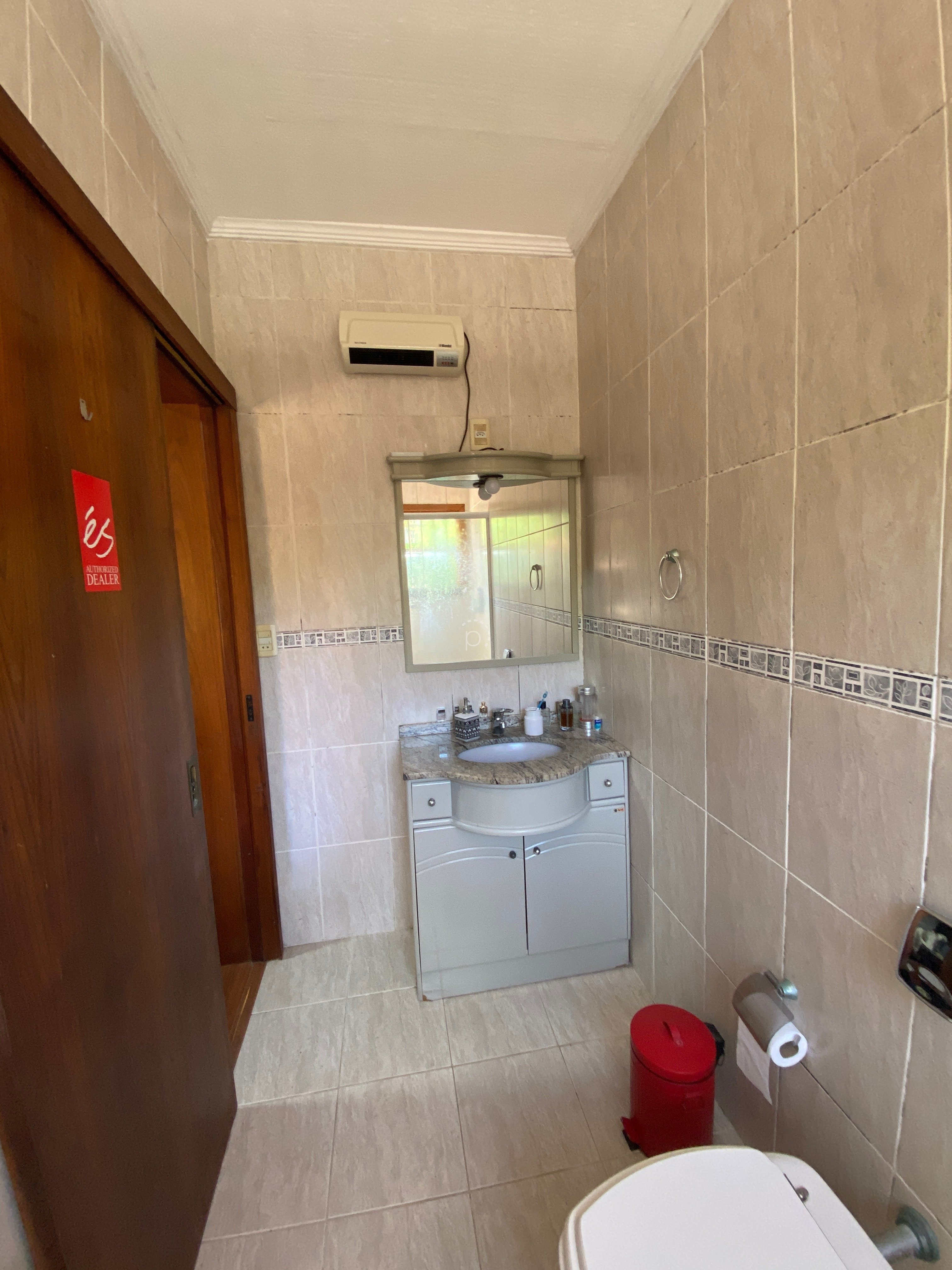 Casa à venda com 300m², 4 quartos, 4 suítes, 4 vagas no bairro Tristeza em Porto Alegre - Foto 14