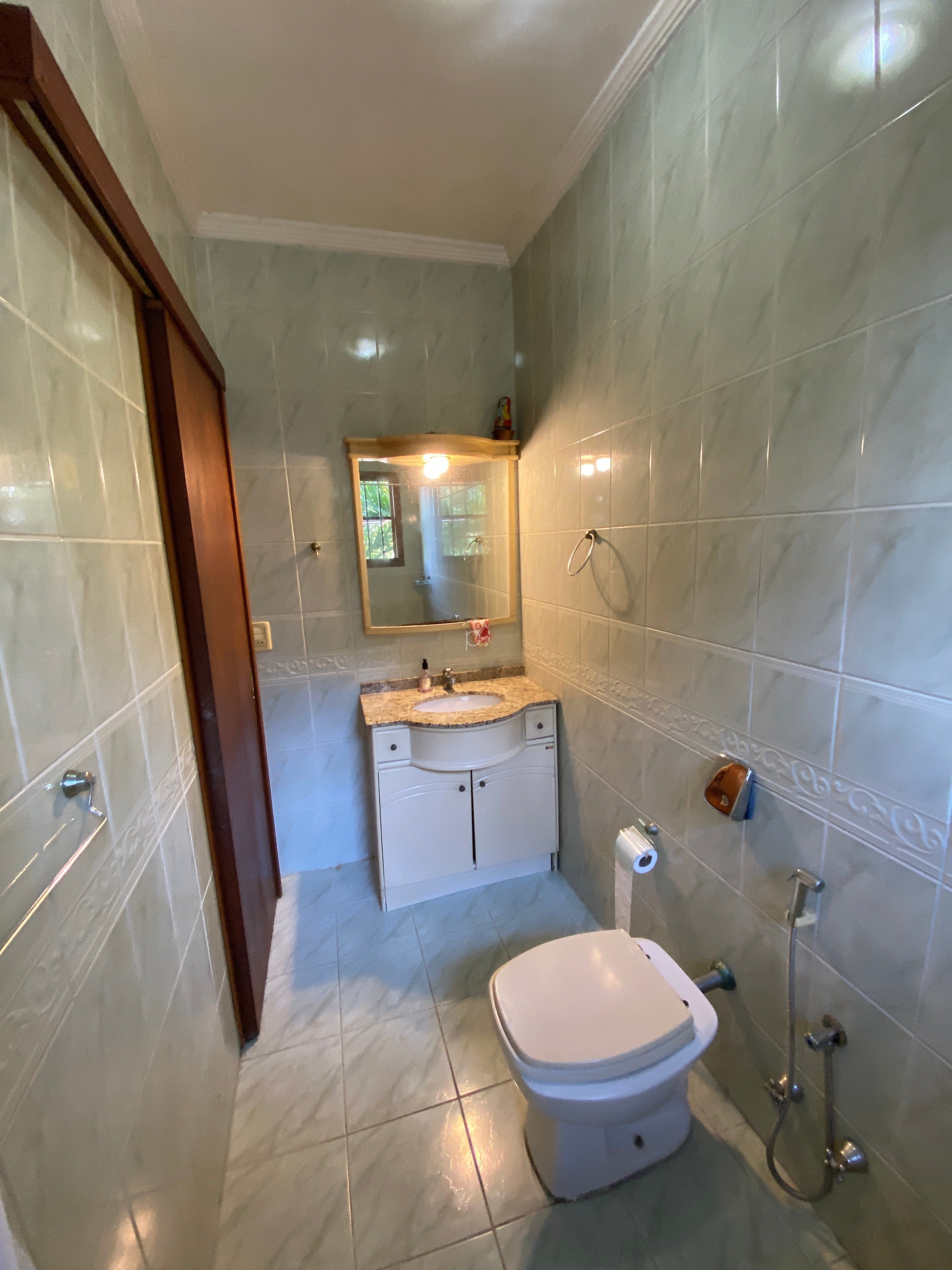 Casa à venda com 300m², 4 quartos, 4 suítes, 4 vagas no bairro Tristeza em Porto Alegre - Foto 29