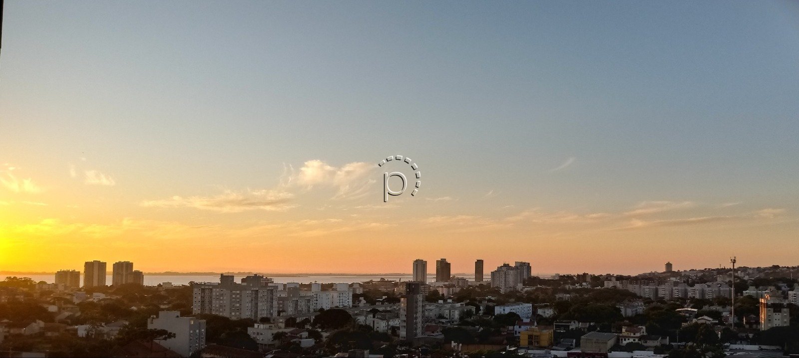 Apartamento à venda com 58m², 2 quartos, 1 vaga no bairro Cavalhada em Porto Alegre - Foto 2