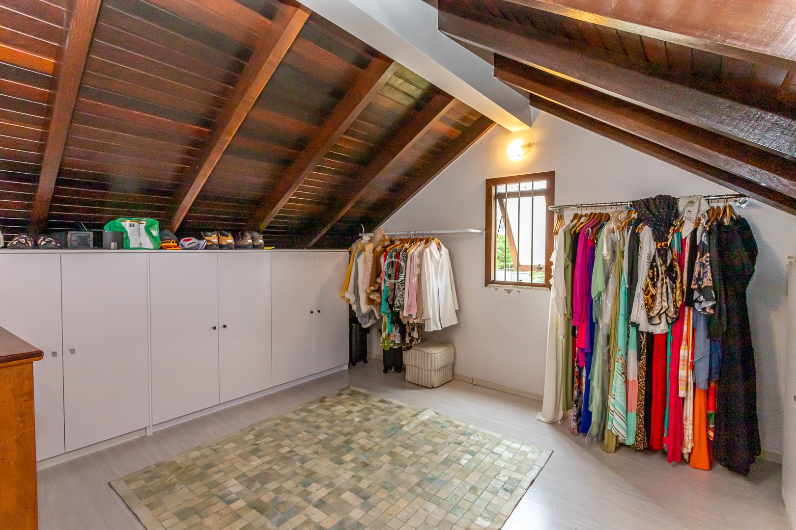 Casa à venda com 296m², 3 quartos, 1 suíte, 4 vagas no bairro Espirito Santo em Porto Alegre - Foto 18