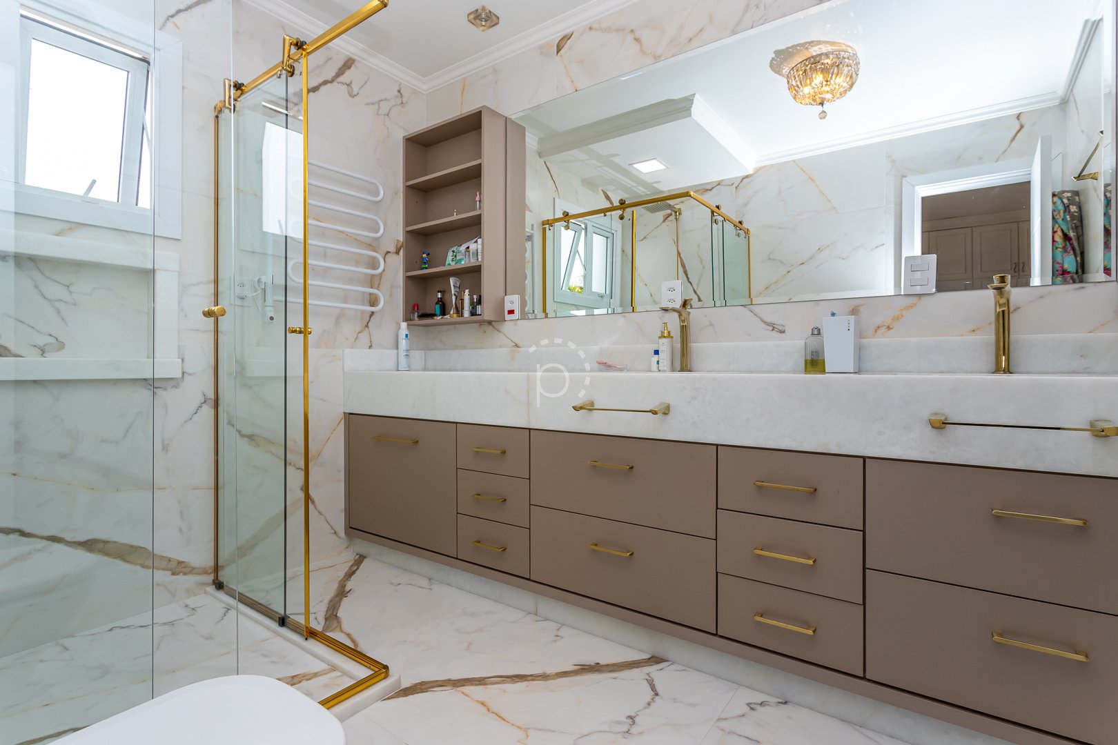 Casa à venda com 296m², 3 quartos, 1 suíte, 4 vagas no bairro Espirito Santo em Porto Alegre - Foto 14