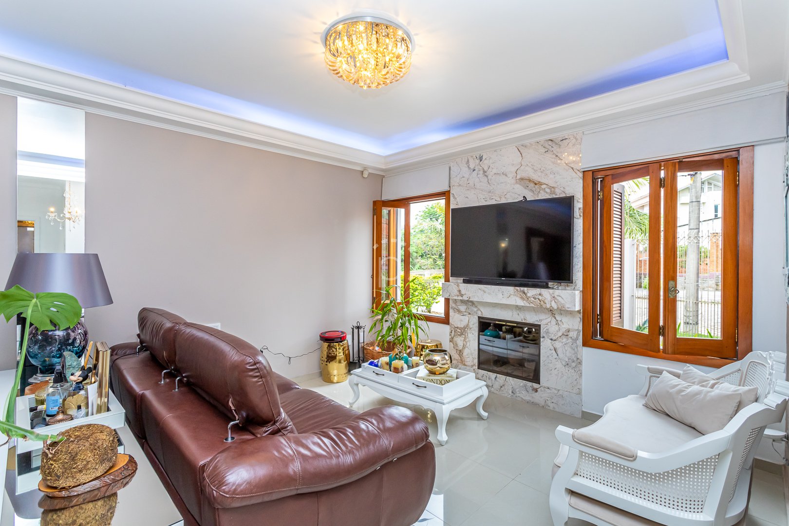 Casa à venda com 296m², 3 quartos, 1 suíte, 4 vagas no bairro Espirito Santo em Porto Alegre - Foto 6