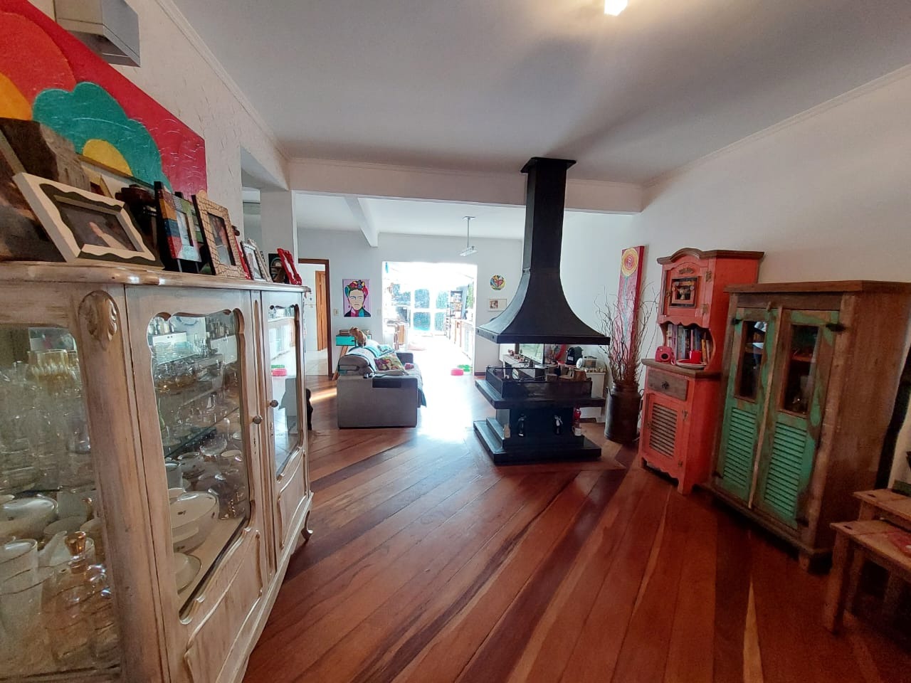 Casa à venda com 176m², 3 quartos, 2 vagas no bairro Jardim Isabel em Porto Alegre - Foto 3