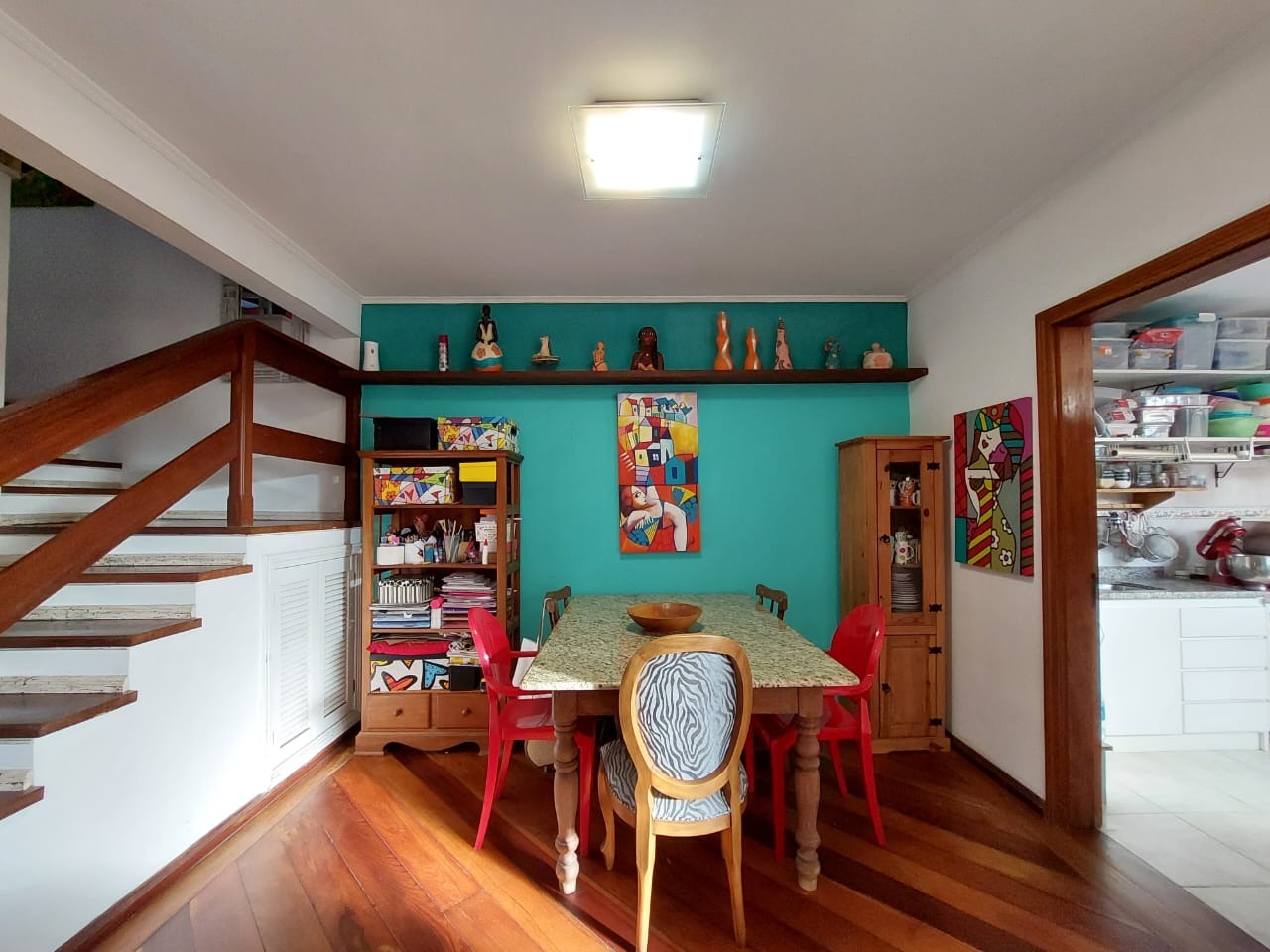 Casa à venda com 176m², 3 quartos, 2 vagas no bairro Jardim Isabel em Porto Alegre - Foto 4