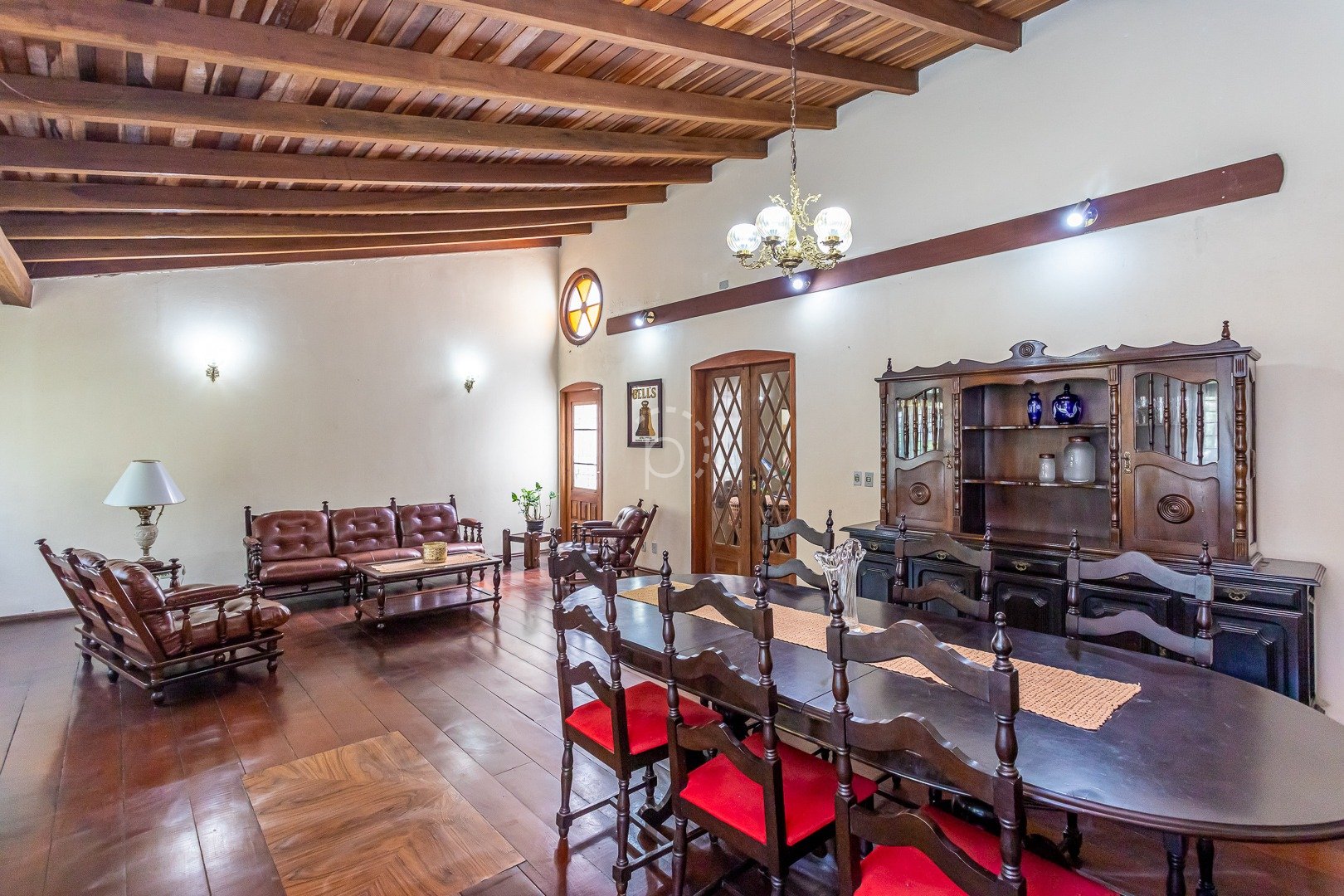 Casa à venda com 313m², 3 quartos, 1 suíte, 5 vagas no bairro Tristeza em Porto Alegre - Foto 7