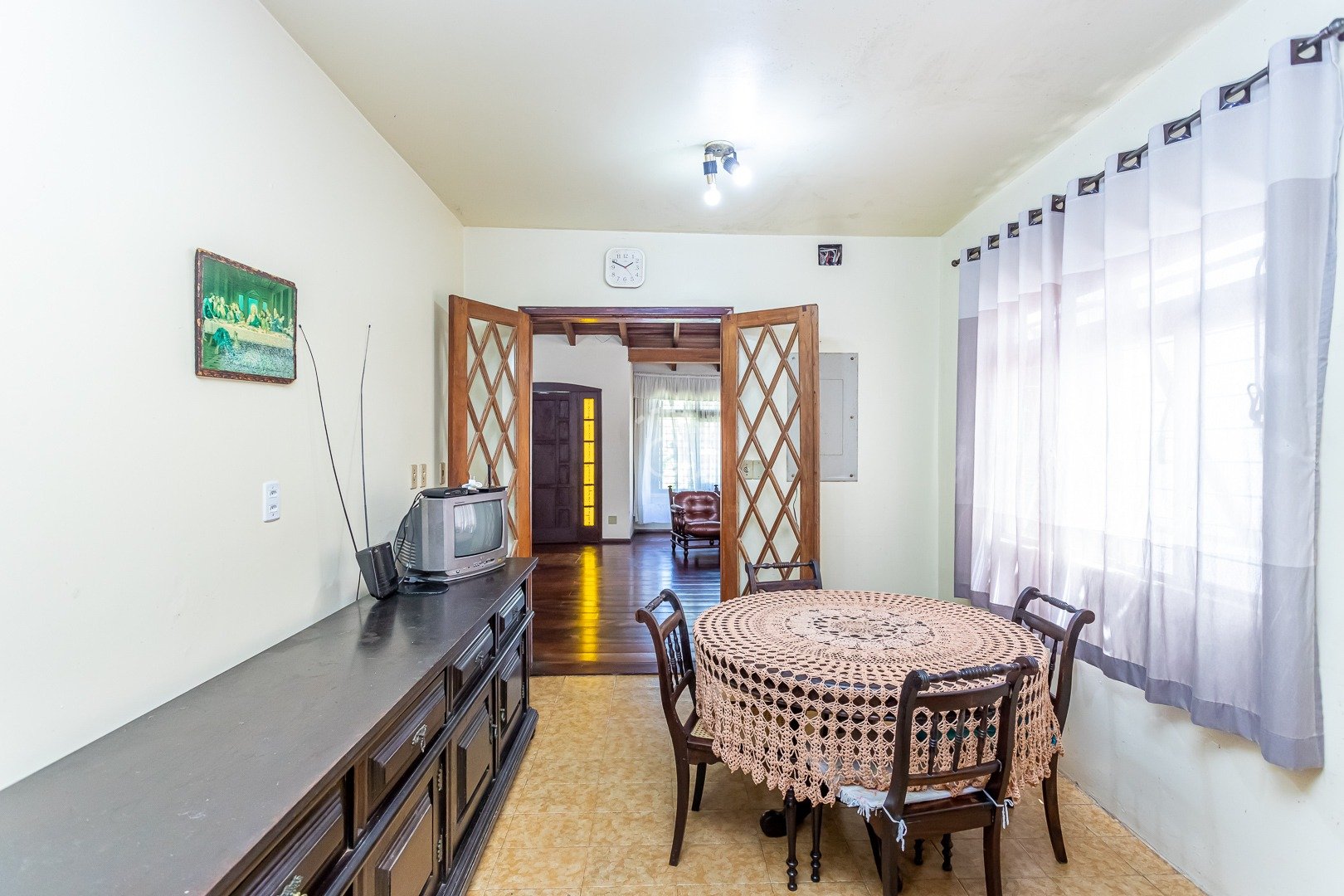 Casa à venda com 313m², 3 quartos, 1 suíte, 5 vagas no bairro Tristeza em Porto Alegre - Foto 11