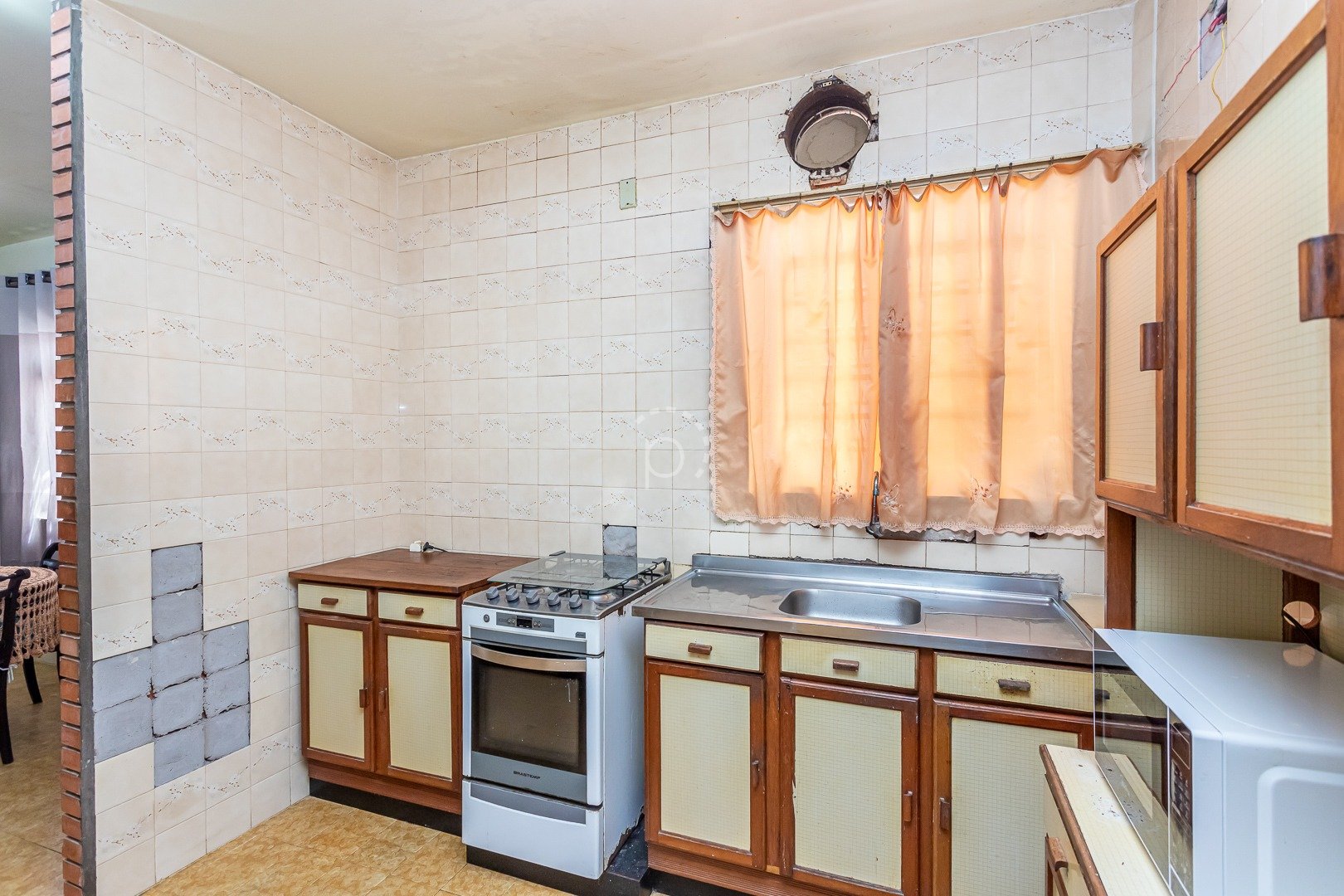 Casa à venda com 313m², 3 quartos, 1 suíte, 5 vagas no bairro Tristeza em Porto Alegre - Foto 9