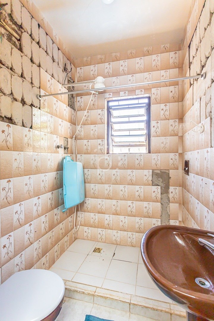 Casa à venda com 313m², 3 quartos, 1 suíte, 5 vagas no bairro Tristeza em Porto Alegre - Foto 15