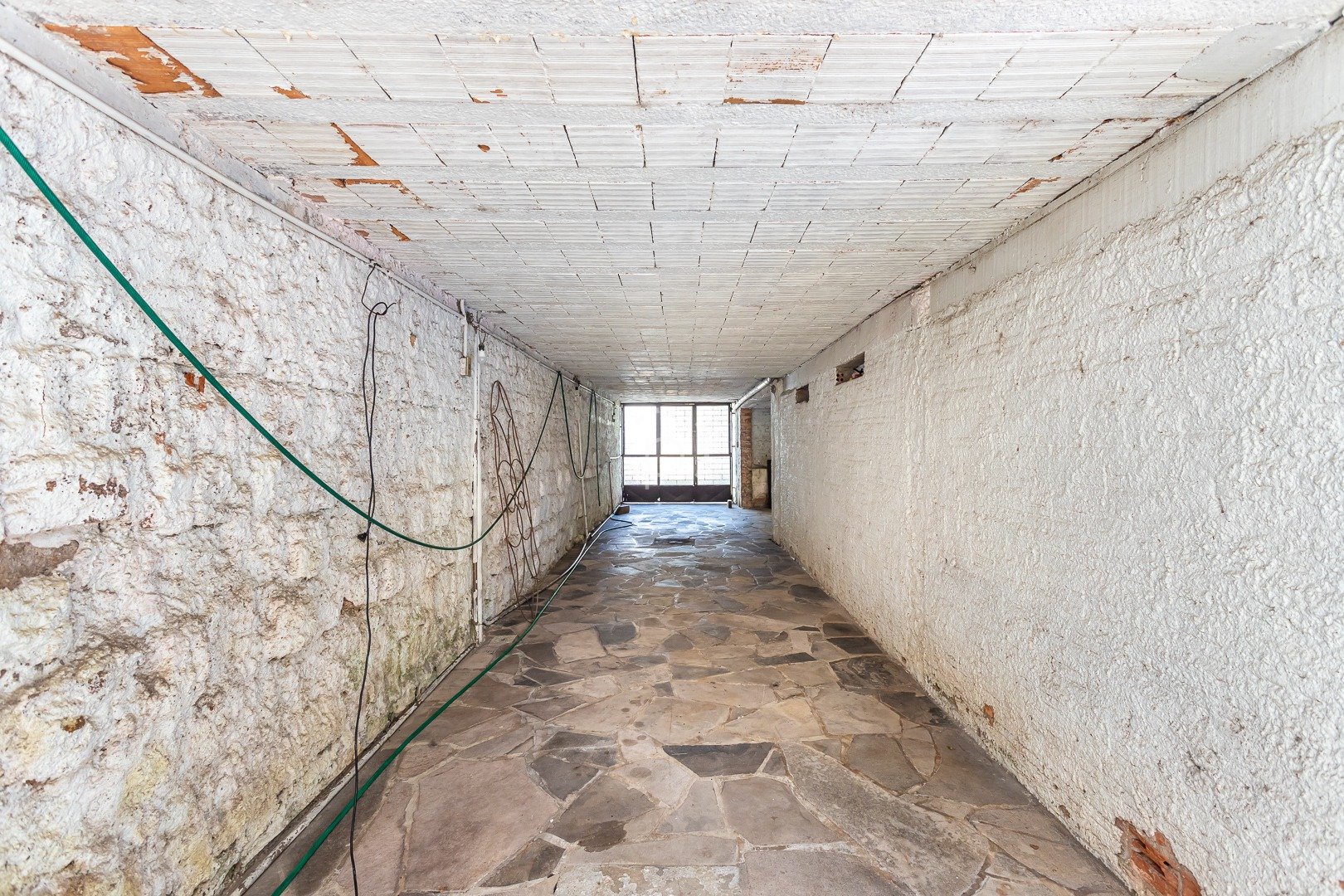 Casa à venda com 313m², 3 quartos, 1 suíte, 5 vagas no bairro Tristeza em Porto Alegre - Foto 28