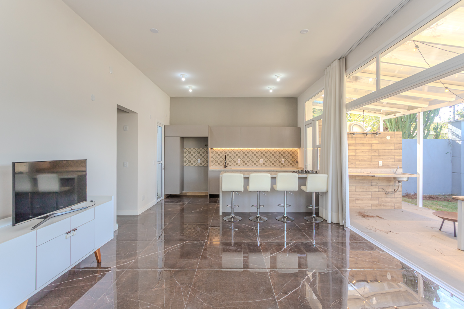 Casa em Condomínio à venda com 153m², 3 quartos, 3 suítes, 2 vagas no bairro Hípica em Porto Alegre - Foto 3