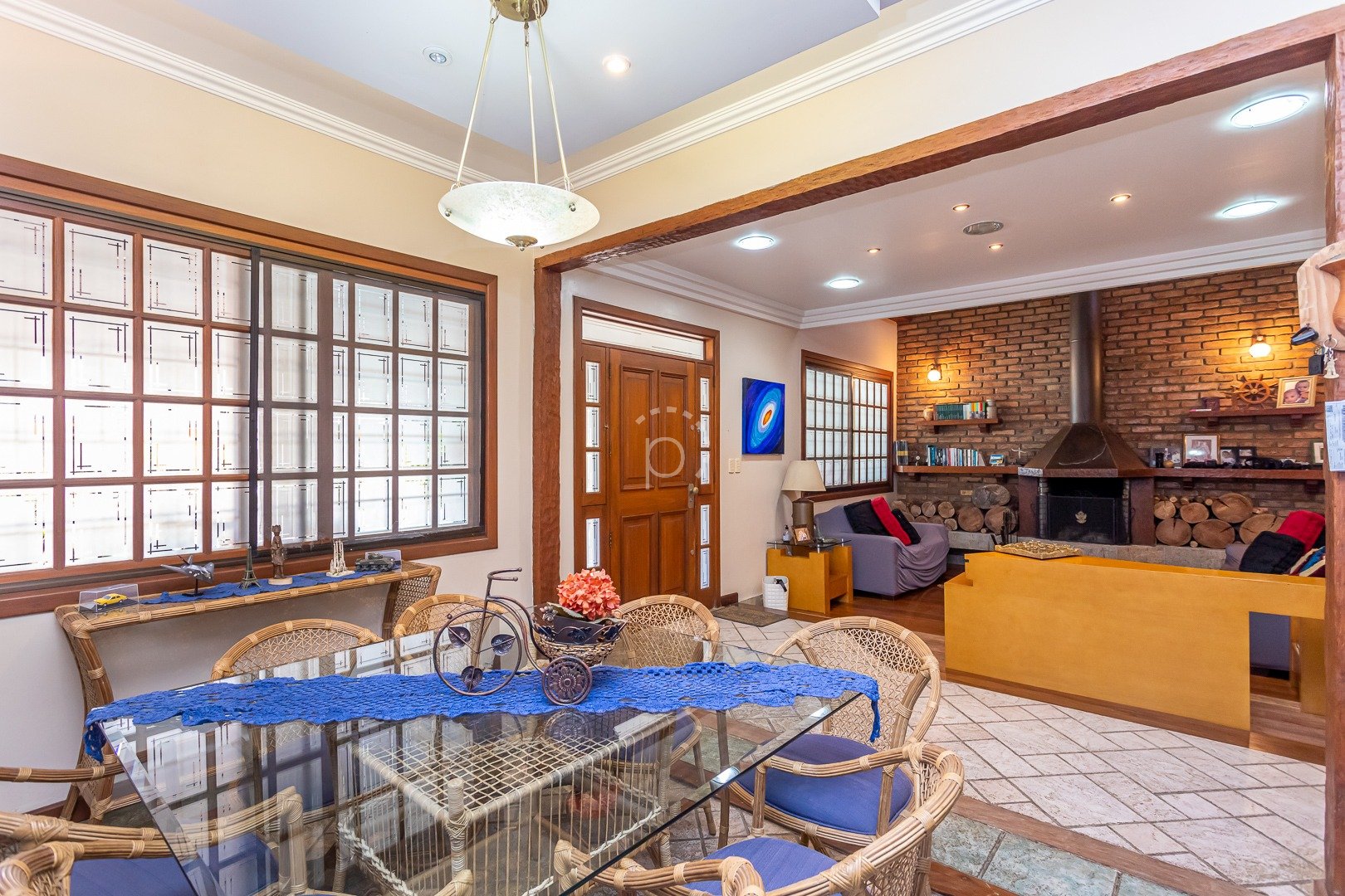 Casa à venda com 328m², 3 quartos, 1 suíte, 2 vagas no bairro Guarujá em Porto Alegre - Foto 11