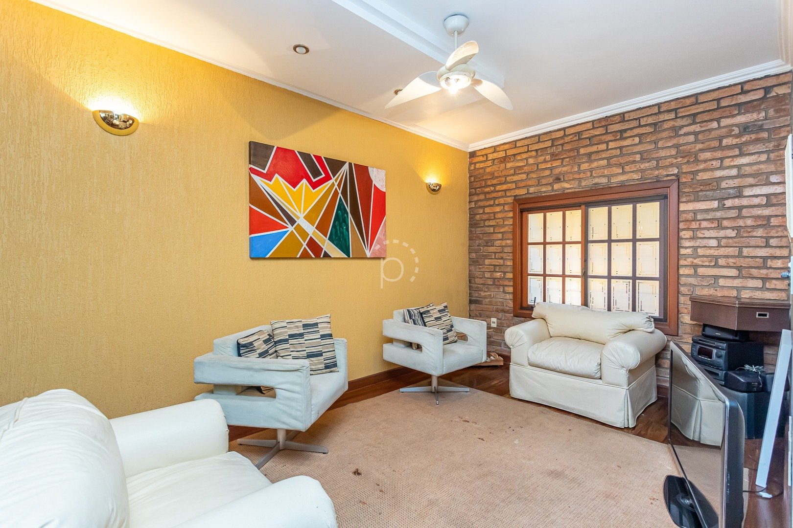 Casa à venda com 328m², 3 quartos, 1 suíte, 2 vagas no bairro Guarujá em Porto Alegre - Foto 8