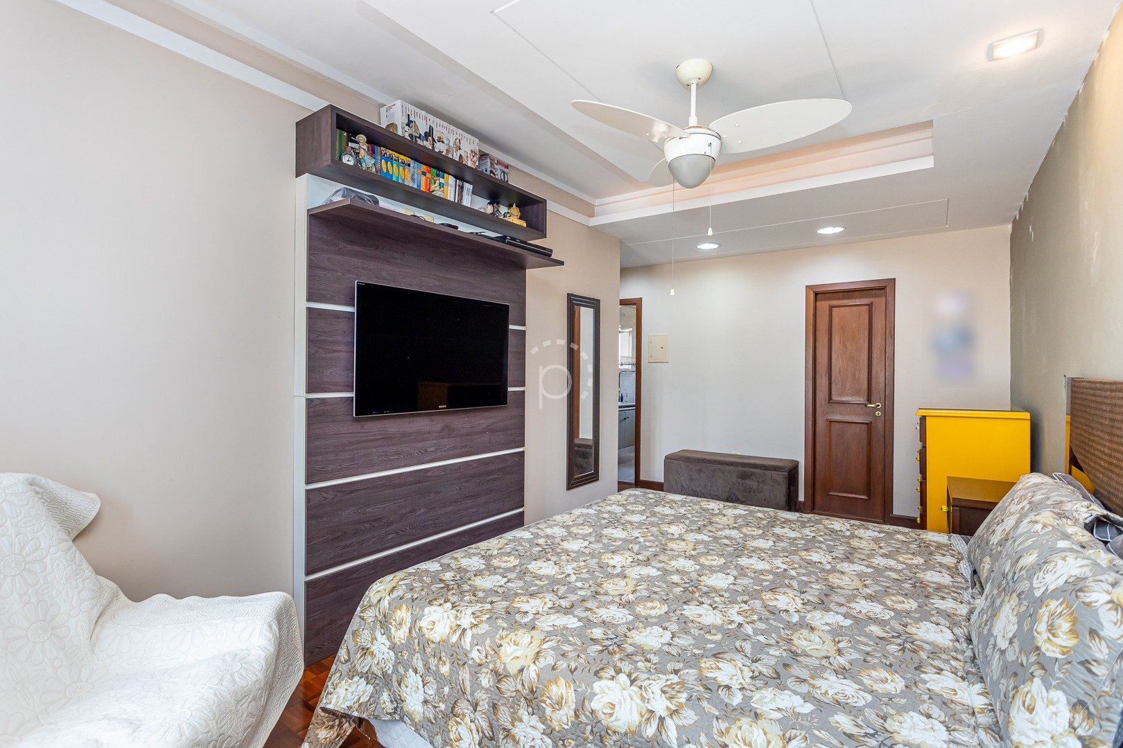 Casa à venda com 328m², 3 quartos, 1 suíte, 2 vagas no bairro Guarujá em Porto Alegre - Foto 28