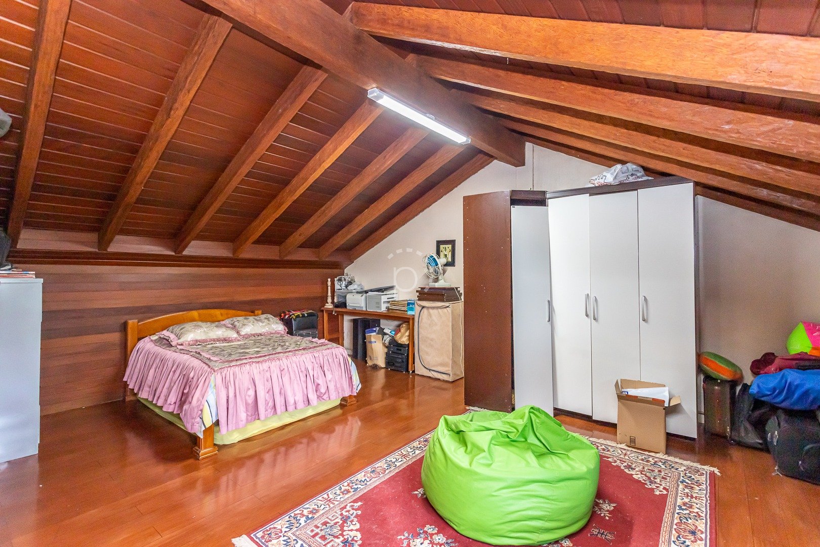 Casa à venda com 328m², 3 quartos, 1 suíte, 2 vagas no bairro Guarujá em Porto Alegre - Foto 39
