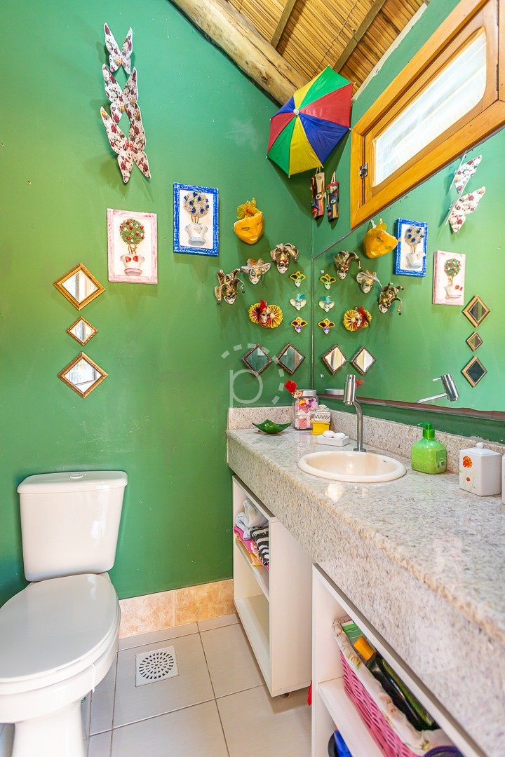 Casa à venda com 328m², 3 quartos, 1 suíte, 2 vagas no bairro Guarujá em Porto Alegre - Foto 49