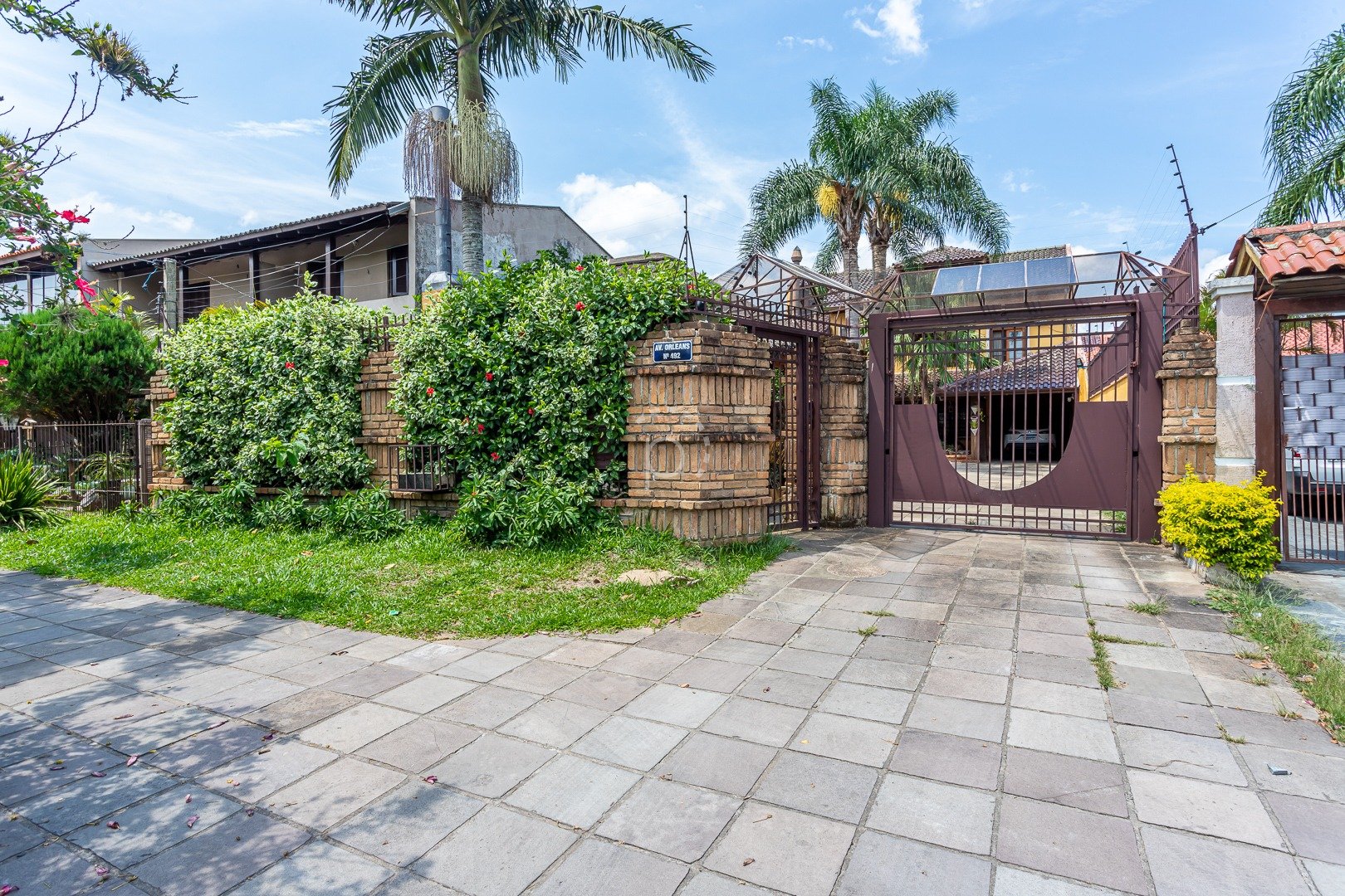 Casa à venda com 328m², 3 quartos, 1 suíte, 2 vagas no bairro Guarujá em Porto Alegre - Foto 60