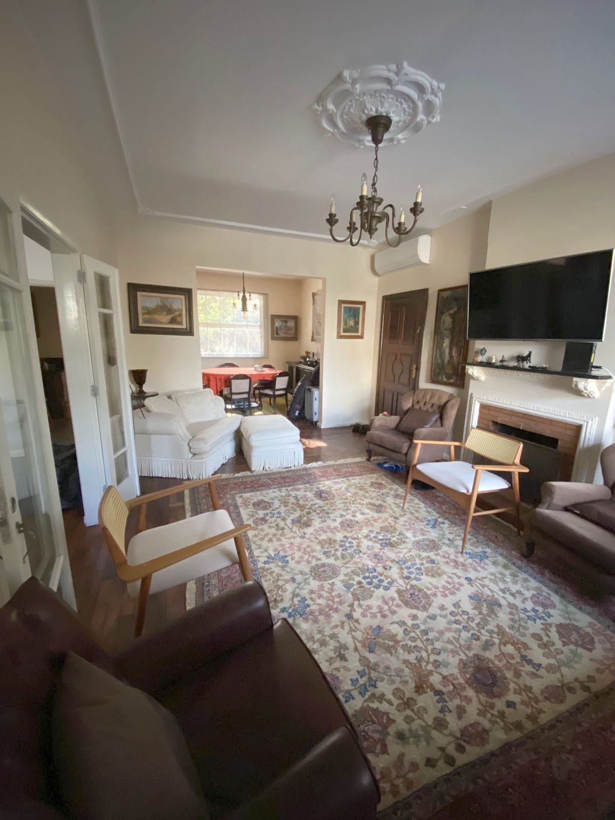 Casa à venda com 257m², 4 quartos, 1 suíte, 2 vagas no bairro Vila Assunção em Porto Alegre - Foto 4