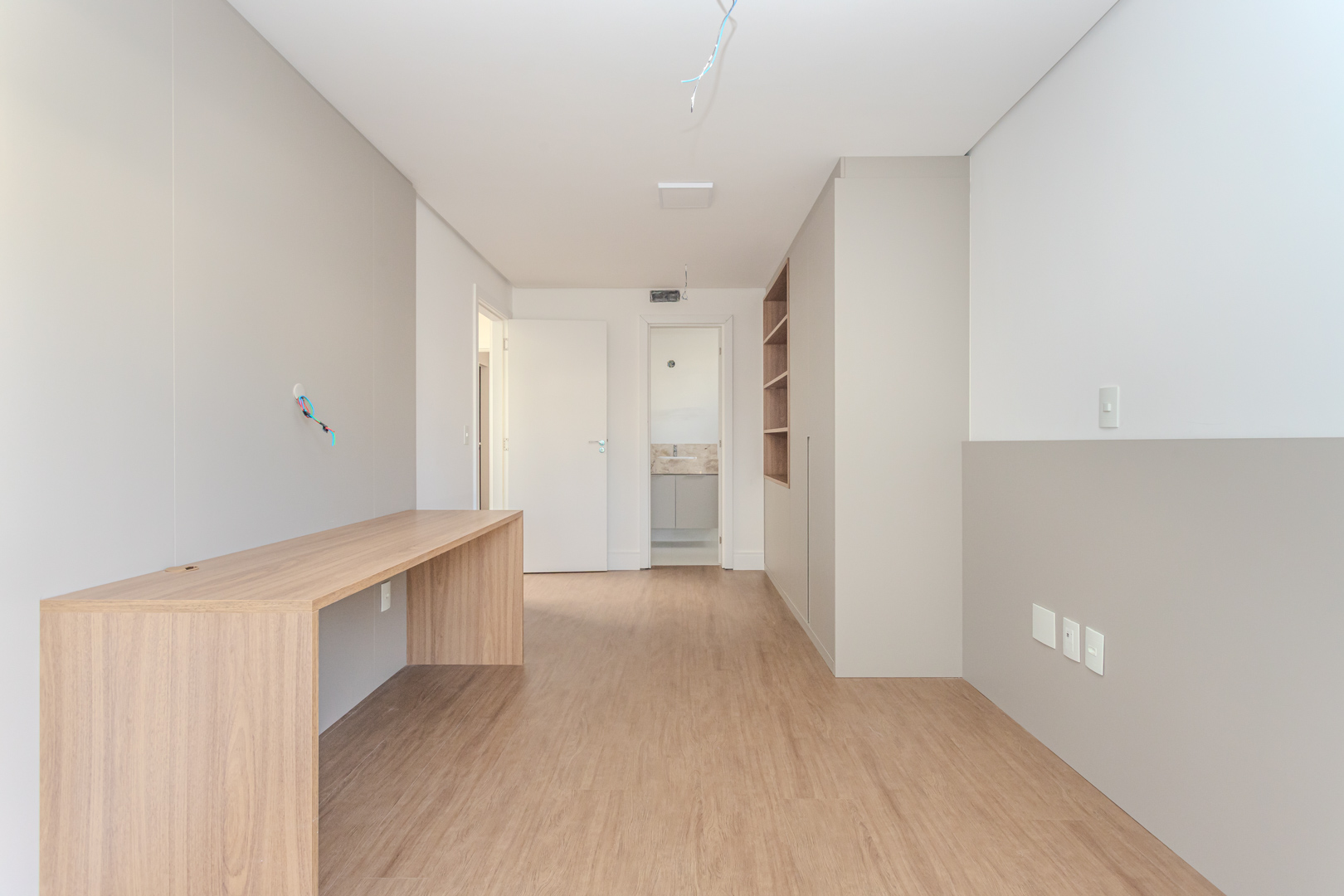Casa em Condomínio à venda com 300m², 3 quartos, 3 suítes no bairro Pedra Redonda em Porto Alegre - Foto 22