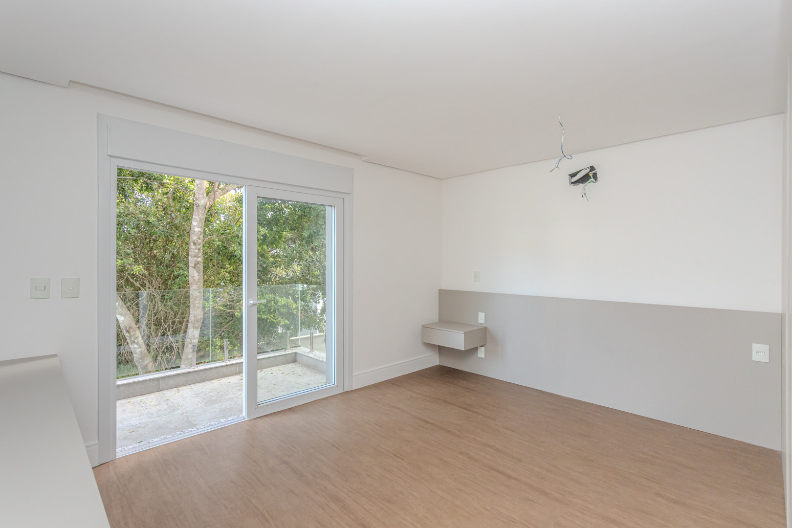 Casa em Condomínio à venda com 300m², 3 quartos, 3 suítes no bairro Pedra Redonda em Porto Alegre - Foto 27