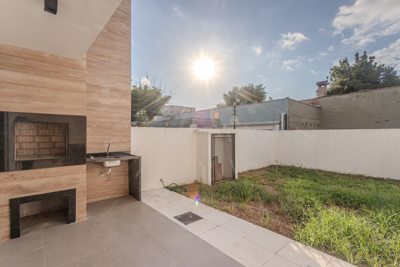 Casa à venda com 166m², 3 quartos, 1 suíte, 2 vagas no bairro Ipanema em Porto Alegre - Foto 19