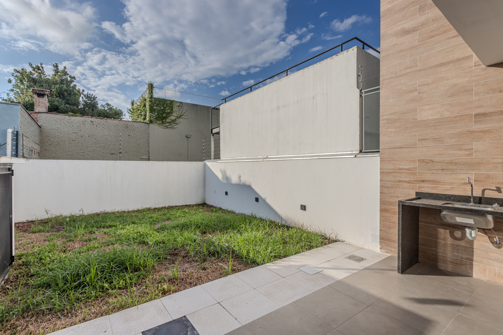 Casa à venda com 166m², 3 quartos, 1 suíte, 2 vagas no bairro Ipanema em Porto Alegre - Foto 20