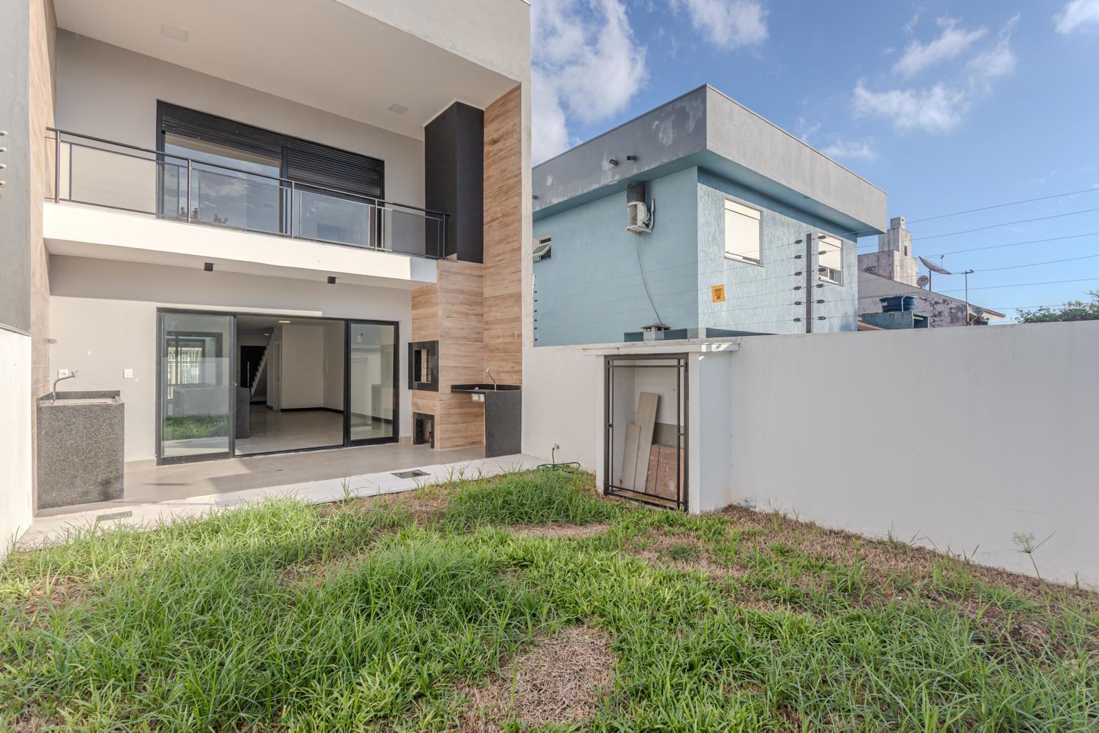 Casa à venda com 166m², 3 quartos, 1 suíte, 2 vagas no bairro Ipanema em Porto Alegre - Foto 22