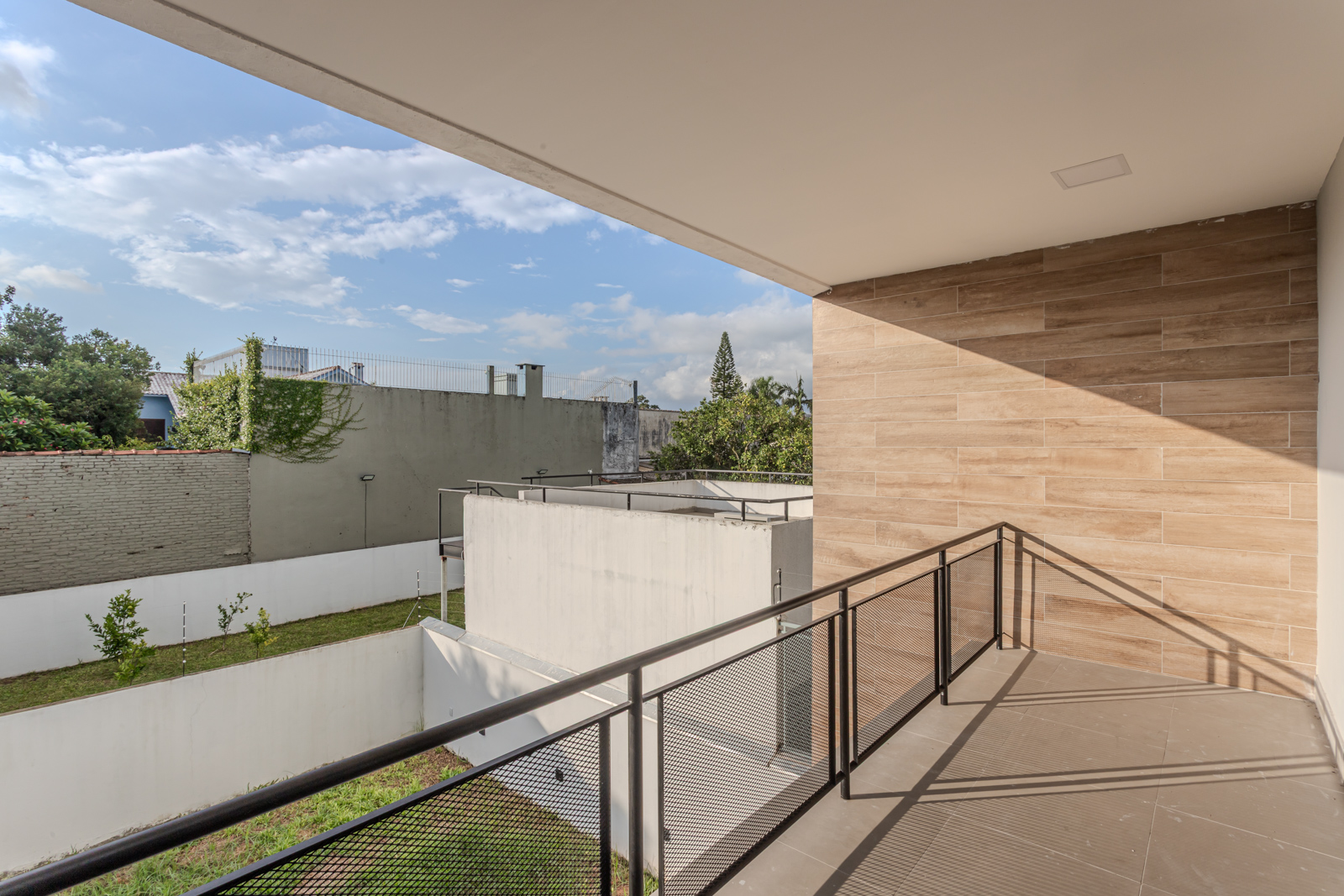 Casa à venda com 166m², 3 quartos, 1 suíte, 2 vagas no bairro Ipanema em Porto Alegre - Foto 31