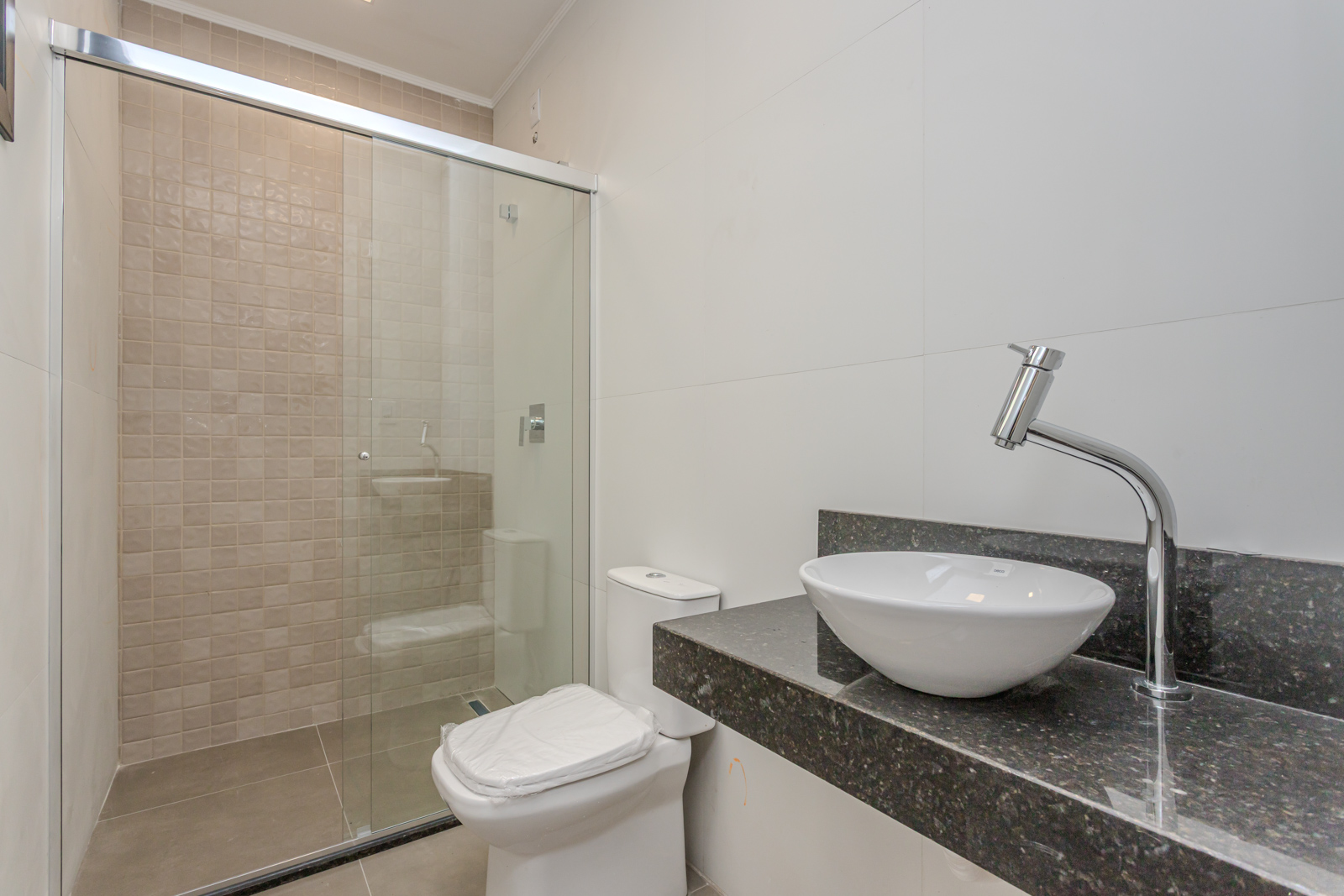 Casa à venda com 166m², 3 quartos, 1 suíte, 2 vagas no bairro Ipanema em Porto Alegre - Foto 37